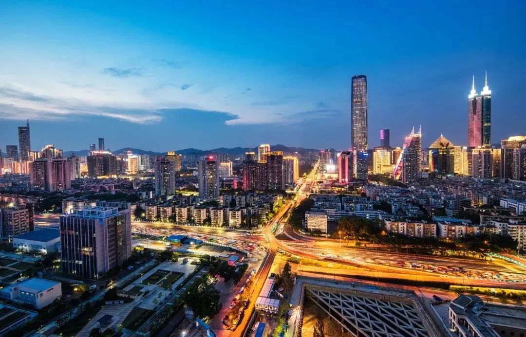 深圳再出发创造新的"中国高度"——央媒聚焦深圳经济特区40年(未来篇)