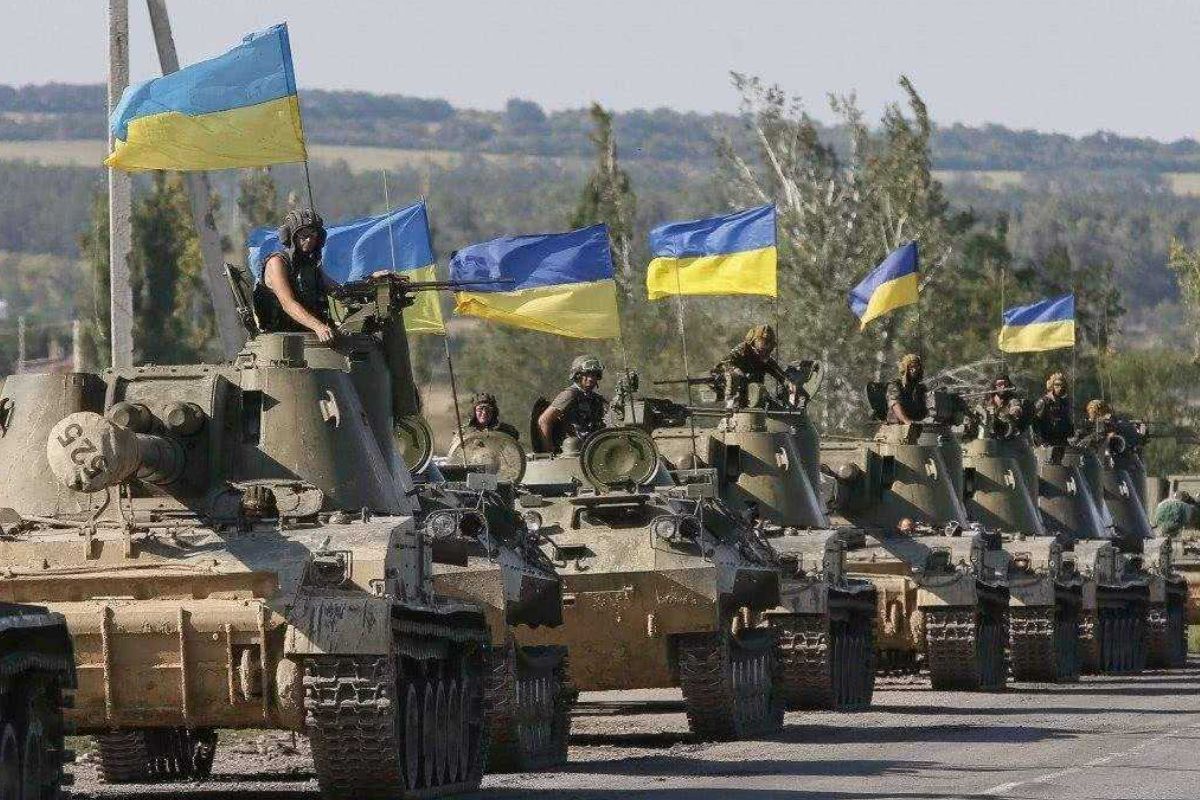 【关注乌克兰局势】俄军继续打击乌克兰军事目标_凤凰网视频_凤凰网